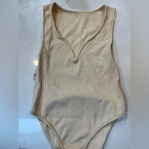 Pastel yellow Zara bodysuit size medium